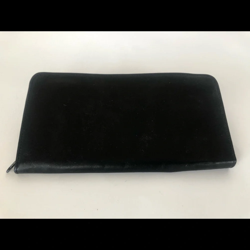 Dilana Design Collection leather wallet